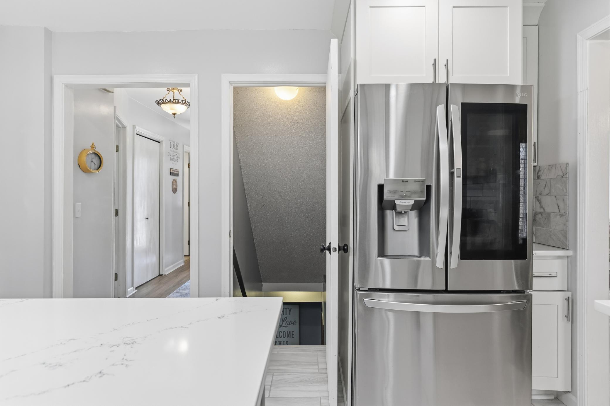 Great layout - basement access right off the kitchen...