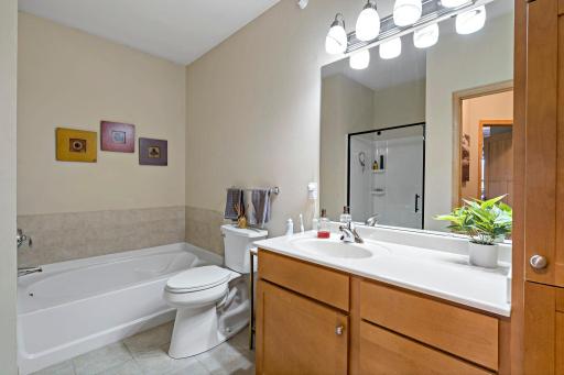 12501 Nicollet Avenue, 417, Burnsville, MN 55337