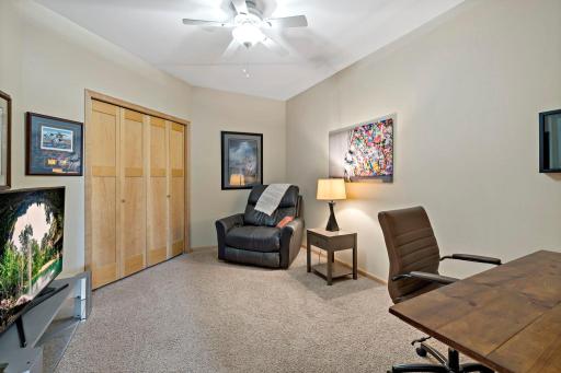 12501 Nicollet Avenue, 417, Burnsville, MN 55337