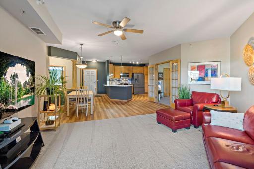 12501 Nicollet Avenue, 417, Burnsville, MN 55337