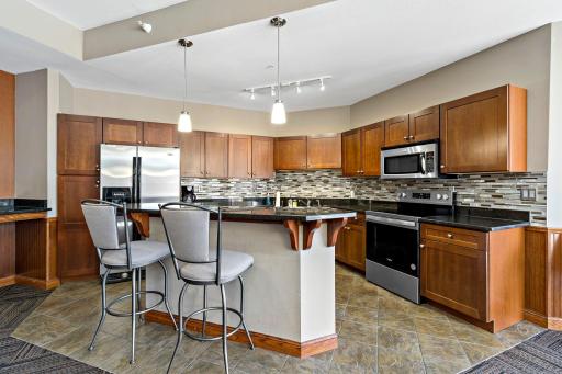 12501 Nicollet Avenue, 417, Burnsville, MN 55337