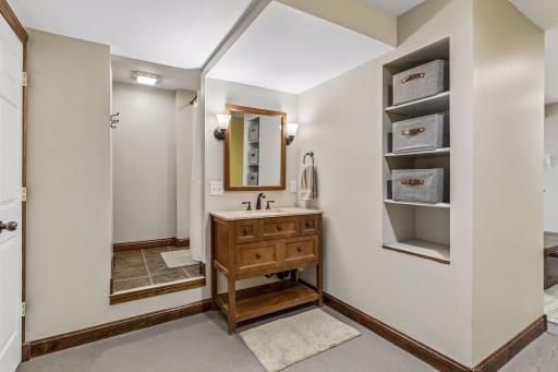 350 Maple Street, Saint Paul, MN 55106