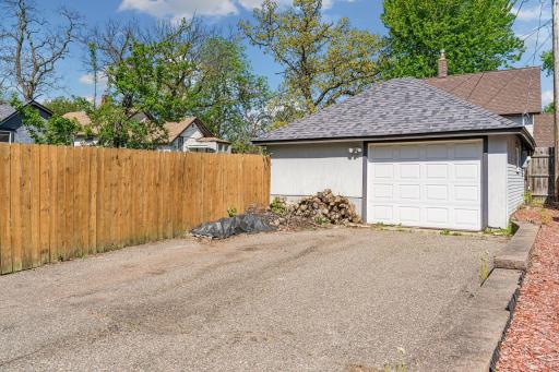 350 Maple Street, Saint Paul, MN 55106