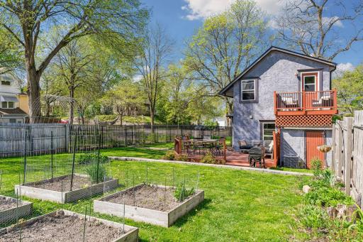 350 Maple Street, Saint Paul, MN 55106
