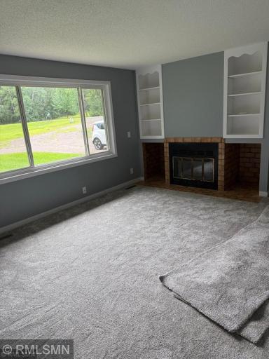 18975 Flora Street NW, Oak Grove, MN 55011