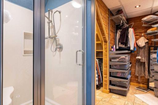 12957 W Ridge Rd house interior lower 19..jpg