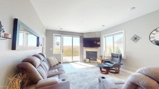 638 Shardlow Place NE, Byron, MN 55920