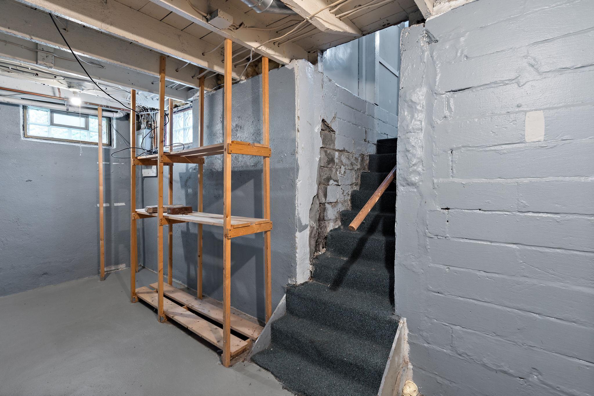 Lots of built in shelving.