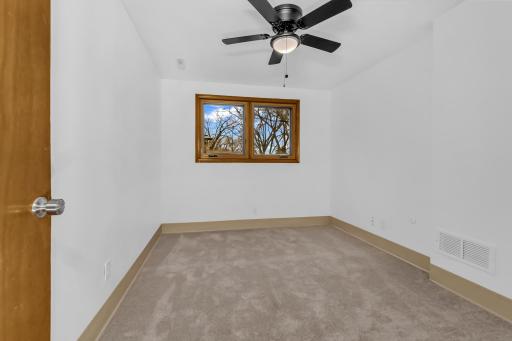 1479 Winthrop Street N, Saint Paul, MN 55119
