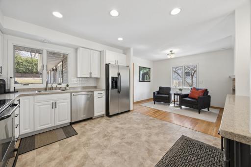 Open-concept kitchen/dining