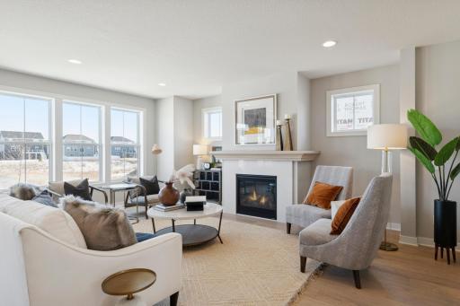 *TO-BE-BUILT LISTING* The SOMERSET plan by Robert Thomas Homes