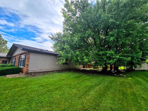 902 6th Avenue SE, Pipestone, MN 56164