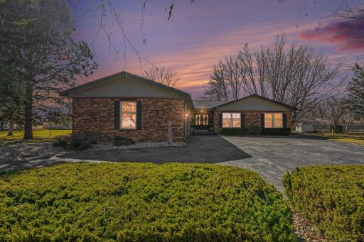 902 6th Avenue SE, Pipestone, MN 56164