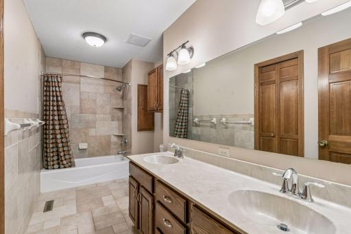 1812 7th Street Southwest - Spacecrafting - 0046.jpg