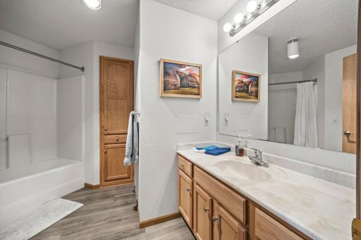 2155 6th Lane SE, 202, Cambridge, MN 55008
