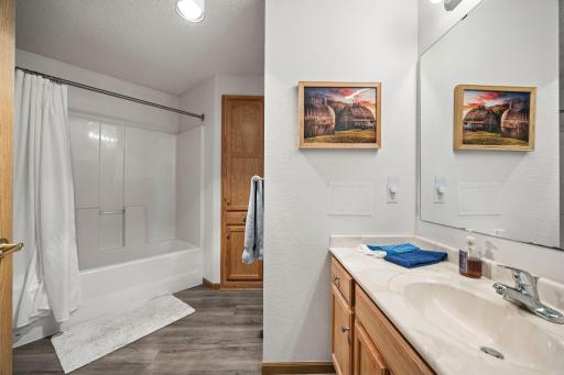 2155 6th Lane SE, 202, Cambridge, MN 55008