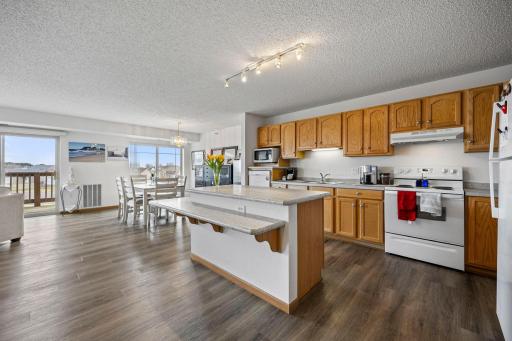 2155 6th Lane SE, 202, Cambridge, MN 55008