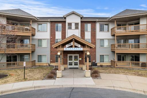 2155 6th Lane SE, 202, Cambridge, MN 55008