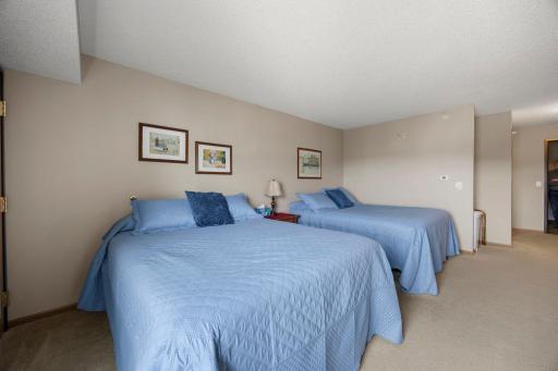 2155 6th Lane SE, 202, Cambridge, MN 55008