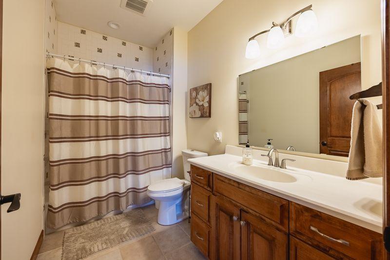 Main floor full bath.