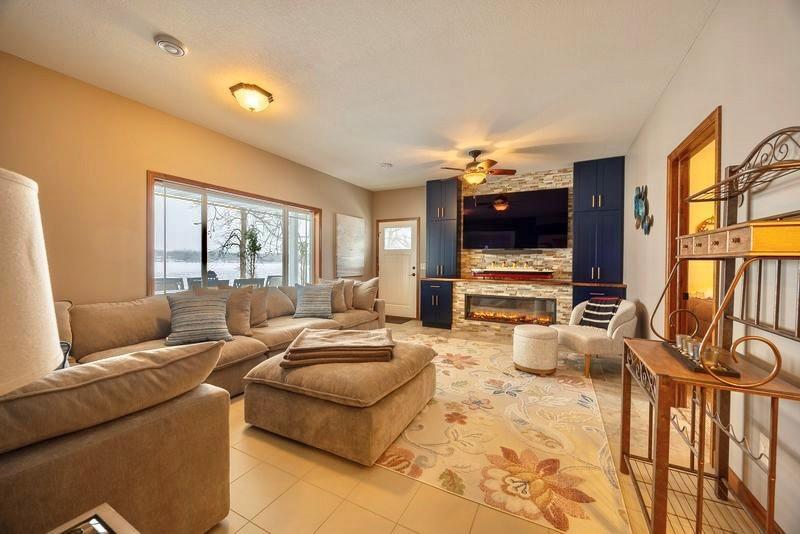 Recently remodeled (2025) main floor family room which could also be used as a formal dining room.