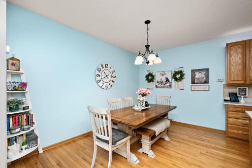 9651 Belmont Lane, Eden Prairie, MN 55347