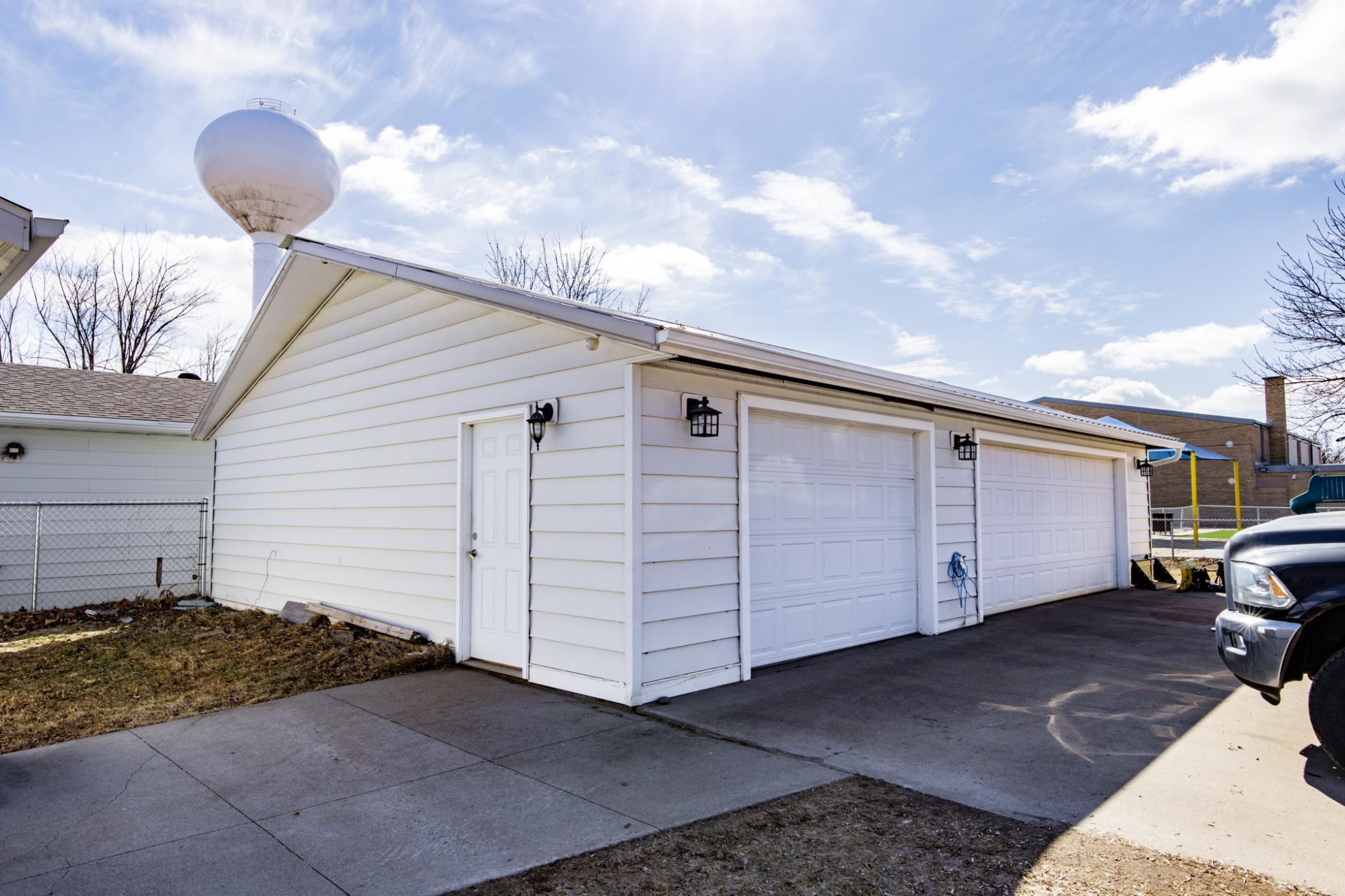 Garage - Exterior