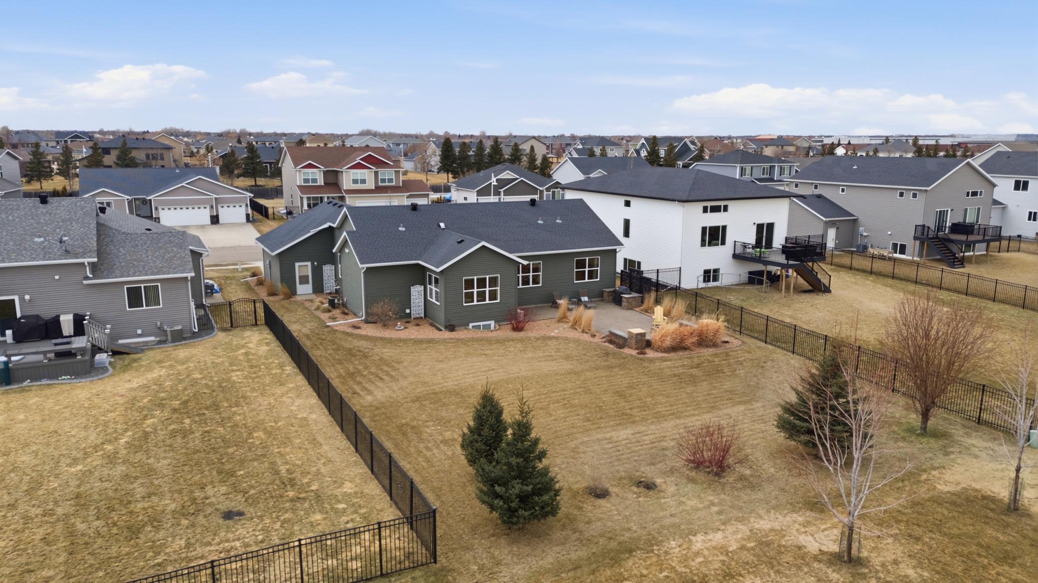 Rear of home, looking to the west