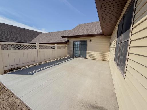 2953 9th Avenue SE, Willmar, MN 56201