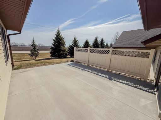 2953 9th Avenue SE, Willmar, MN 56201