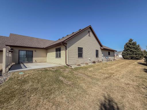 2953 9th Avenue SE, Willmar, MN 56201