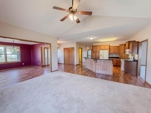 2953 9th Avenue SE, Willmar, MN 56201