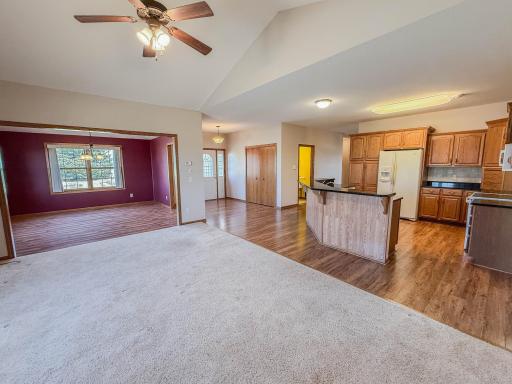 2953 9th Avenue SE, Willmar, MN 56201