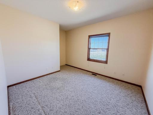 2953 9th Avenue SE, Willmar, MN 56201