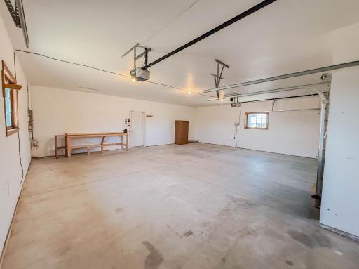 2953 9th Avenue SE, Willmar, MN 56201