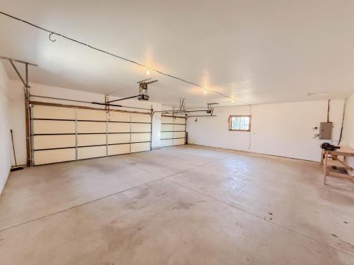2953 9th Avenue SE, Willmar, MN 56201