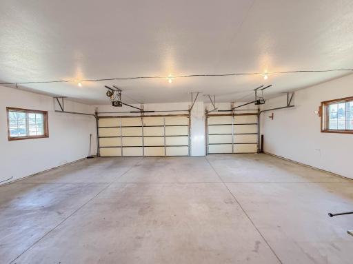 2953 9th Avenue SE, Willmar, MN 56201