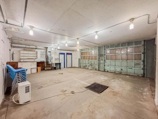 203 Park Avenue E, Renville, MN 56284