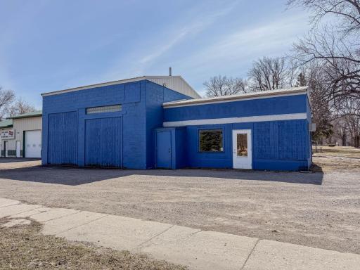 203 Park Avenue E, Renville, MN 56284