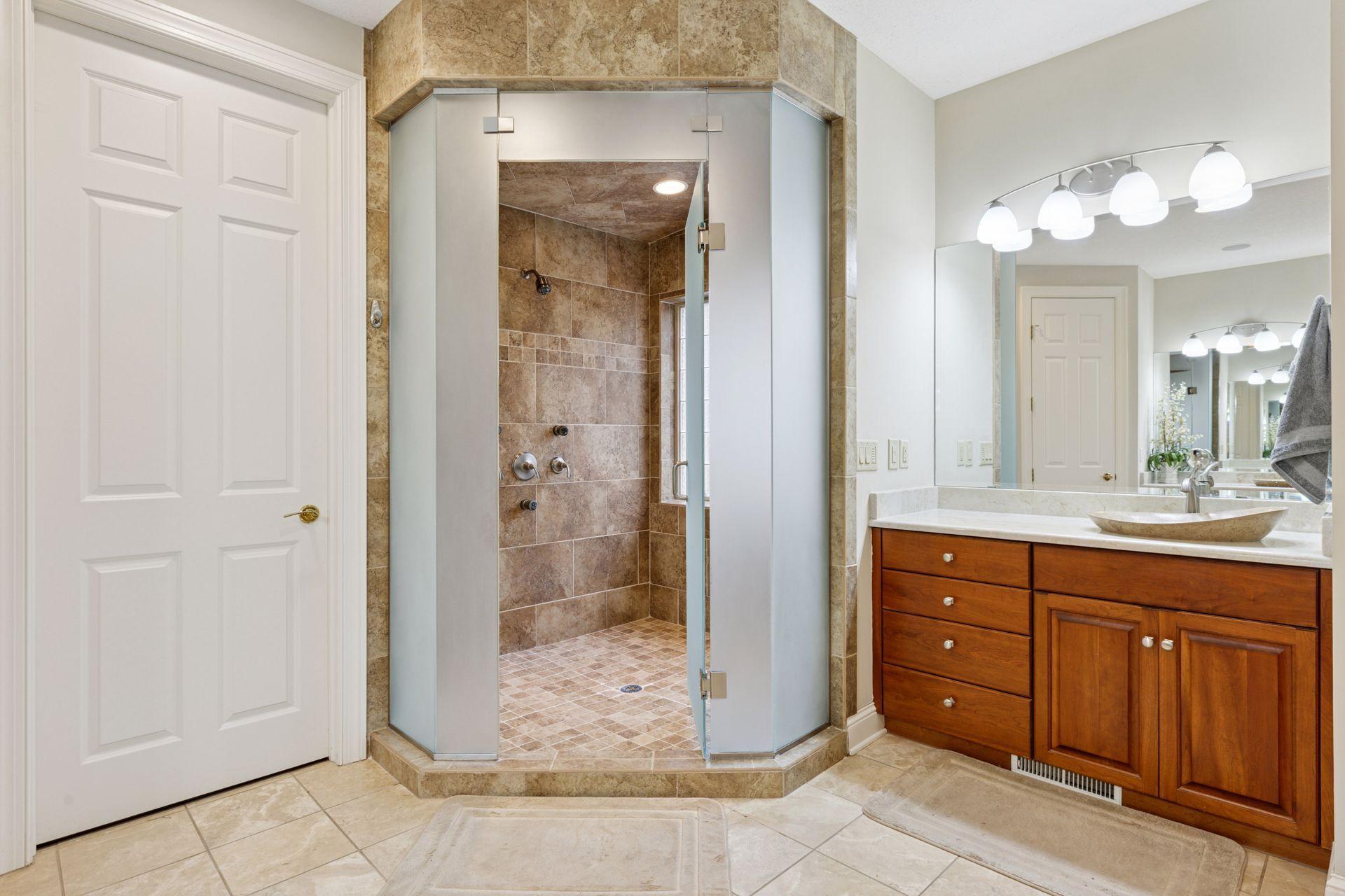 13521 114th Avenue North - Spacecrafting - 0022.jpg