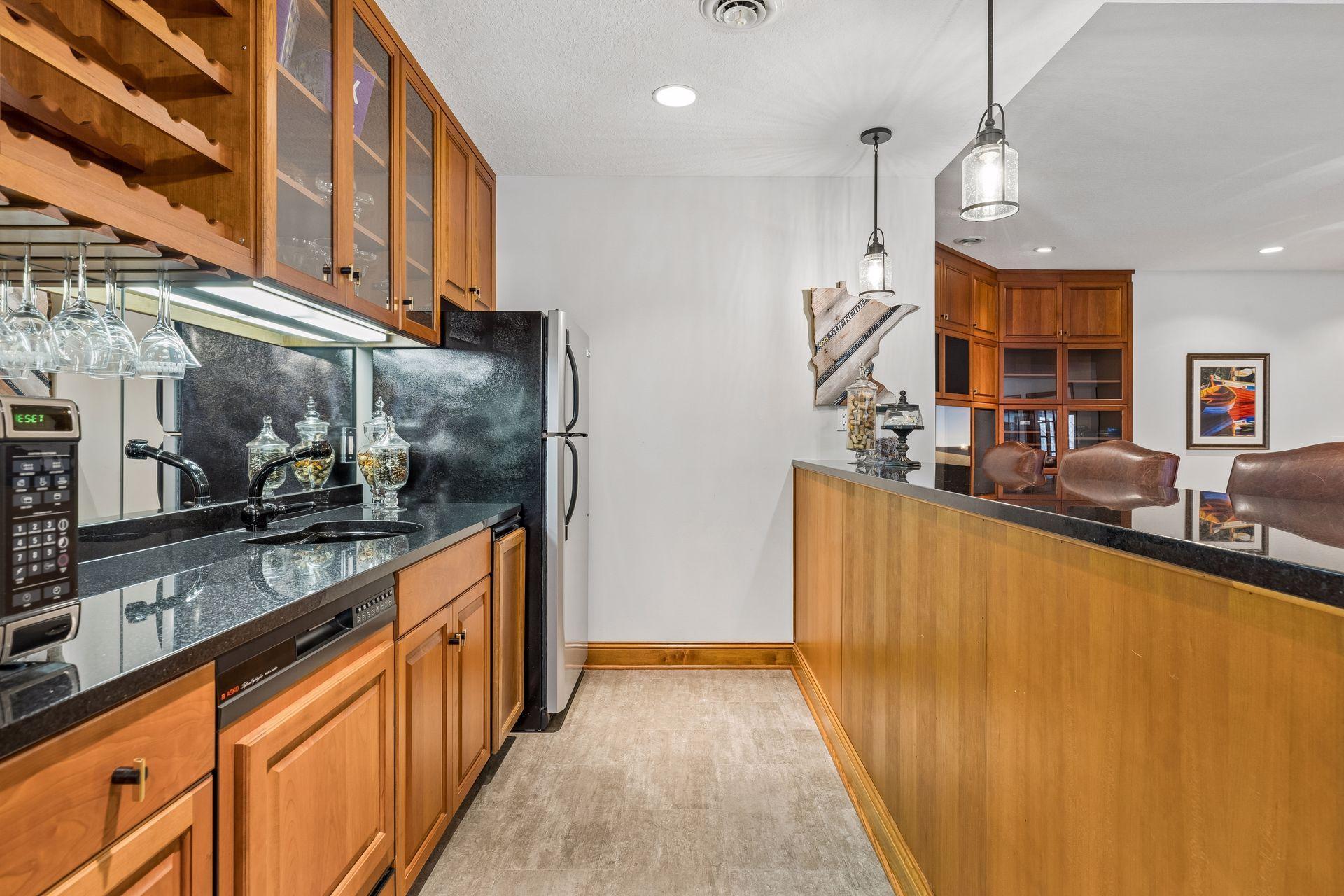 13521 114th Avenue North - Spacecrafting - 0041.jpg