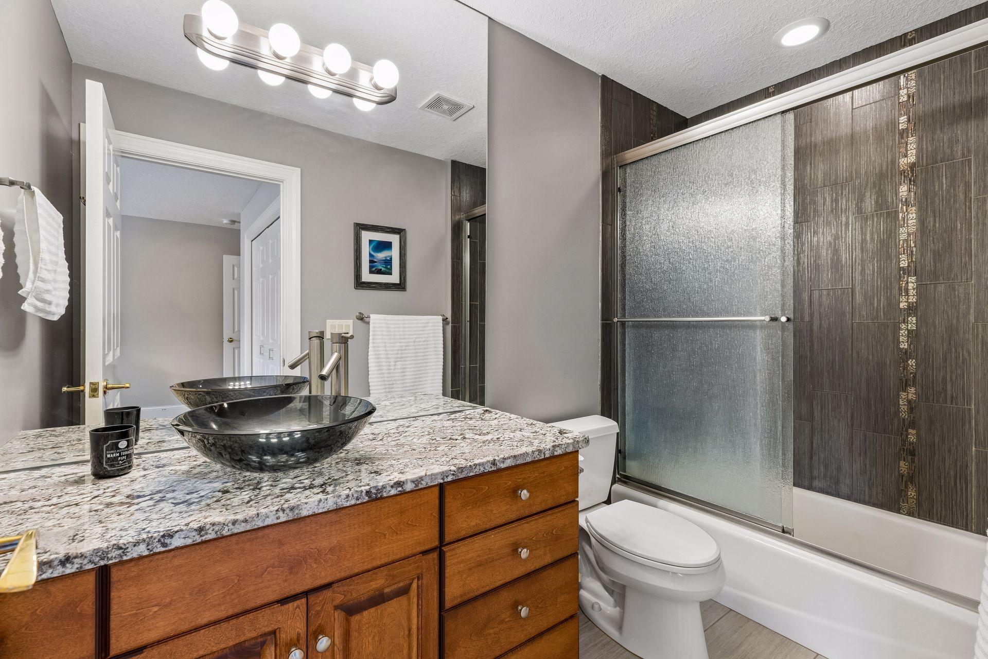 13521 114th Avenue North - Spacecrafting - 0067.jpg