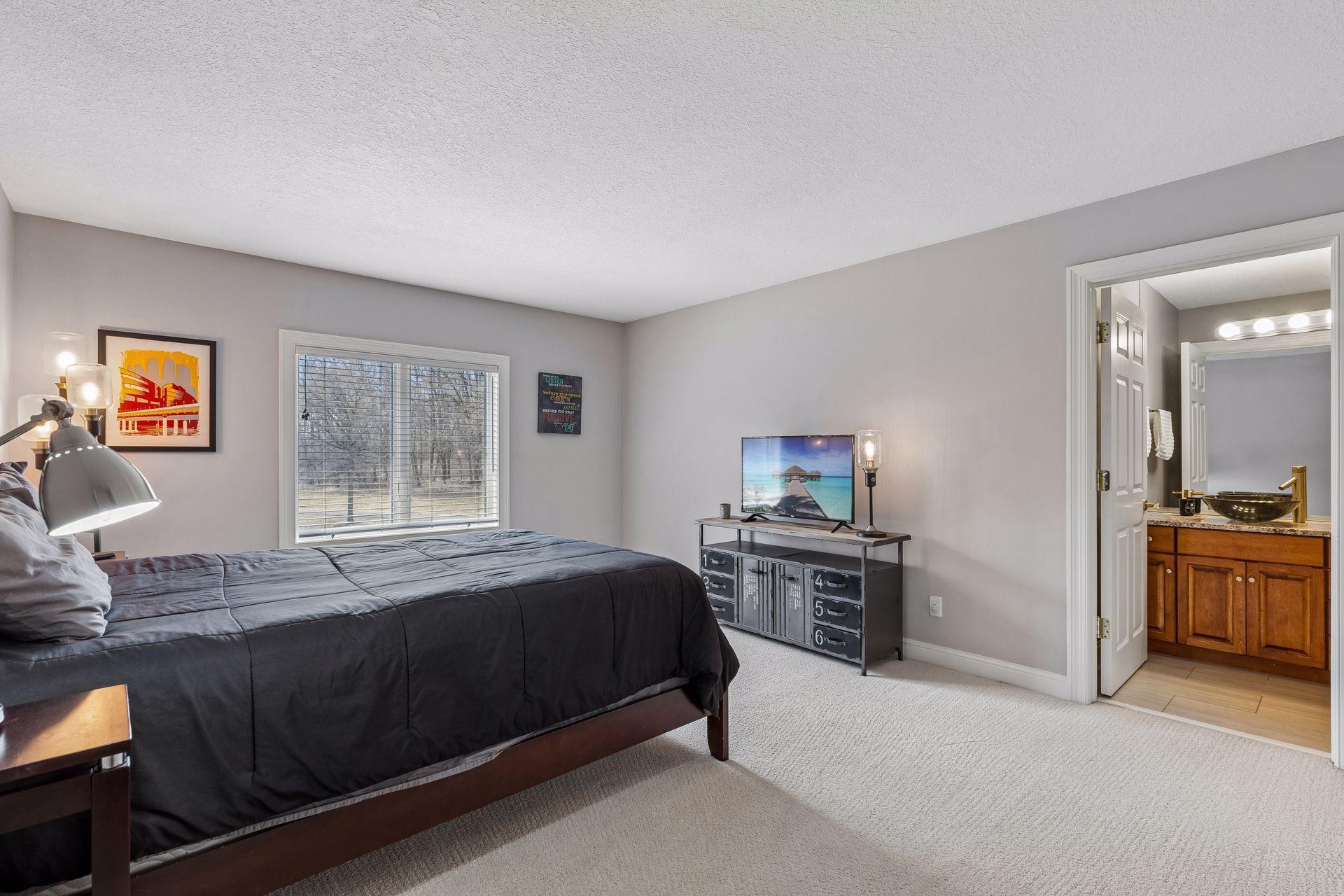 13521 114th Avenue North - Spacecrafting - 0065.jpg