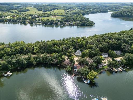 40402 Ryans Bay Road, Zumbro Falls, MN 55991
