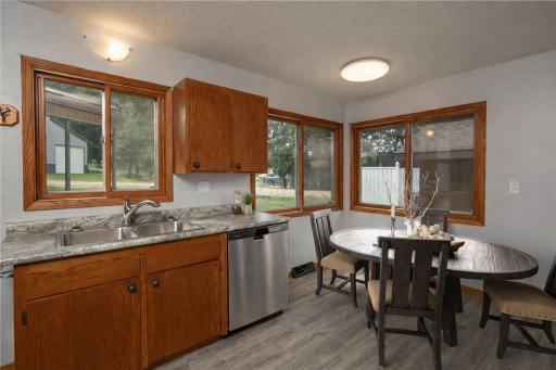 40402 Ryans Bay Road, Zumbro Falls, MN 55991