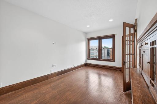 391 Laurel Avenue, 304, Saint Paul, MN 55102