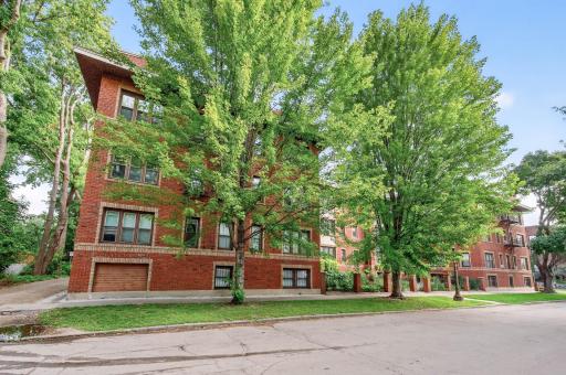 391 Laurel Avenue, 304, Saint Paul, MN 55102