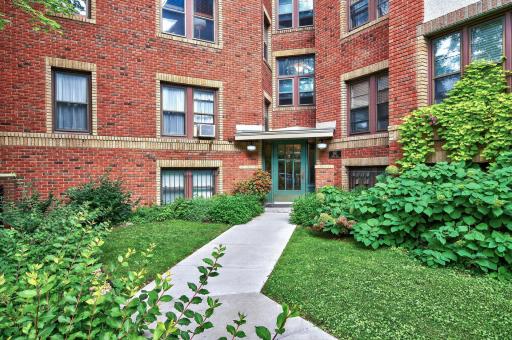 391 Laurel Avenue, 304, Saint Paul, MN 55102