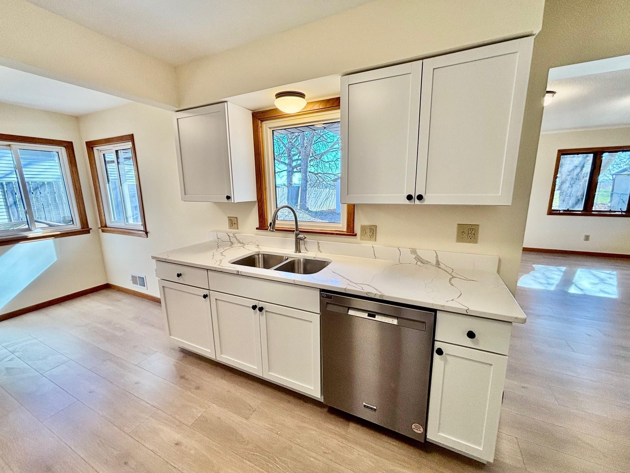 STAINLESS STEEL APPLIANCES