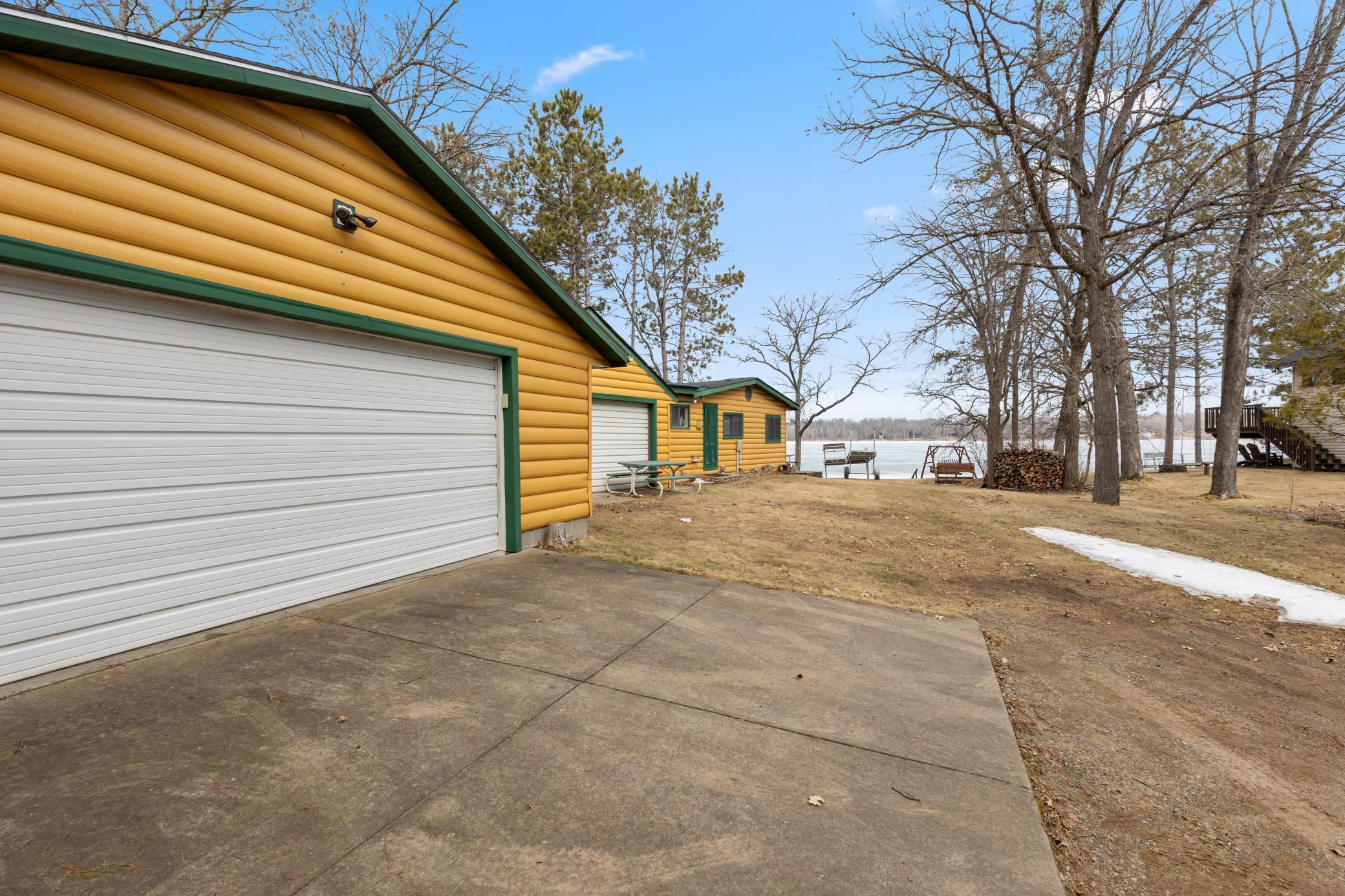 Detached 24' x 24' Garage